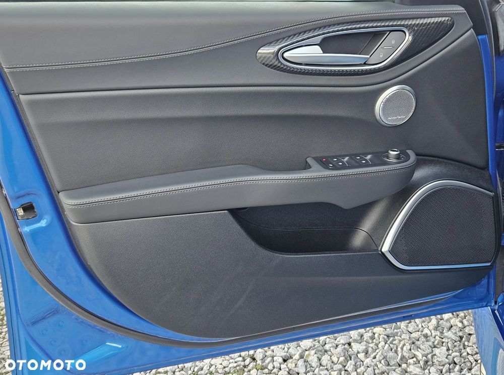 Alfa Romeo Giulia 2.2 D Turbo Veloce TI Q4 - 18