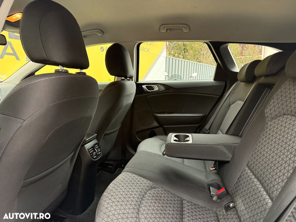 Kia Ceed 1.6 GDI DCT OPF Vision - 6