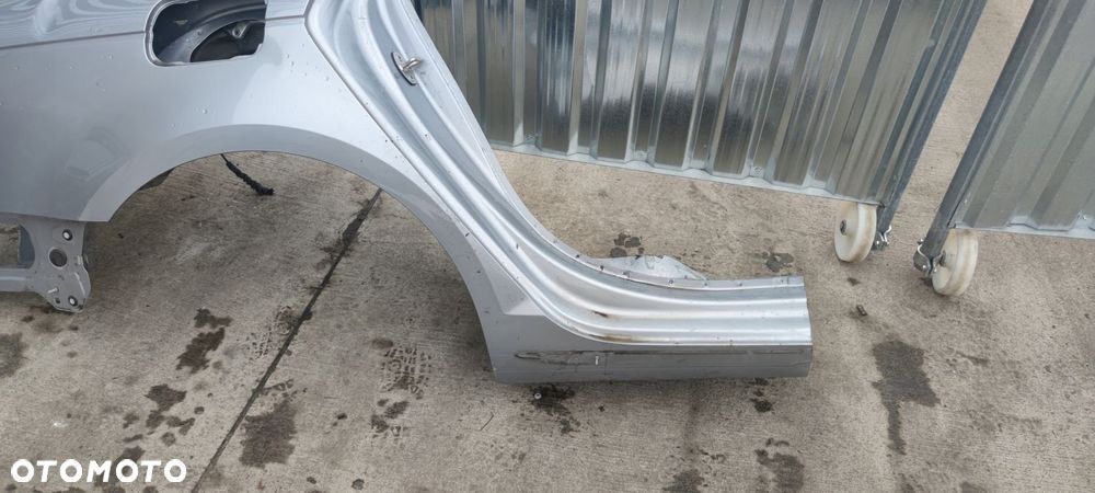 BŁOTNIK TYŁ PRÓG ĆWIARTKA PRAWA AUDI A4 B9 KOMBI - 13