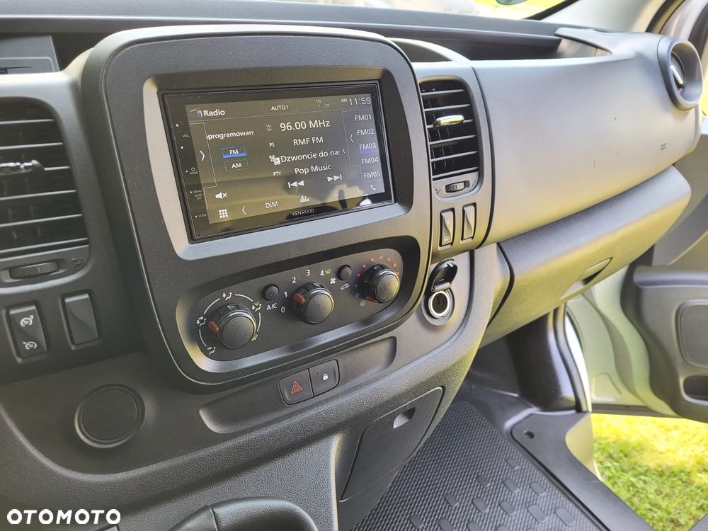 Opel Vivaro - 36