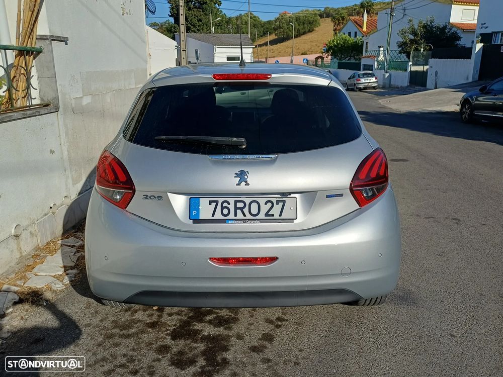 Peugeot 208 1.2 PureTech Style - 2
