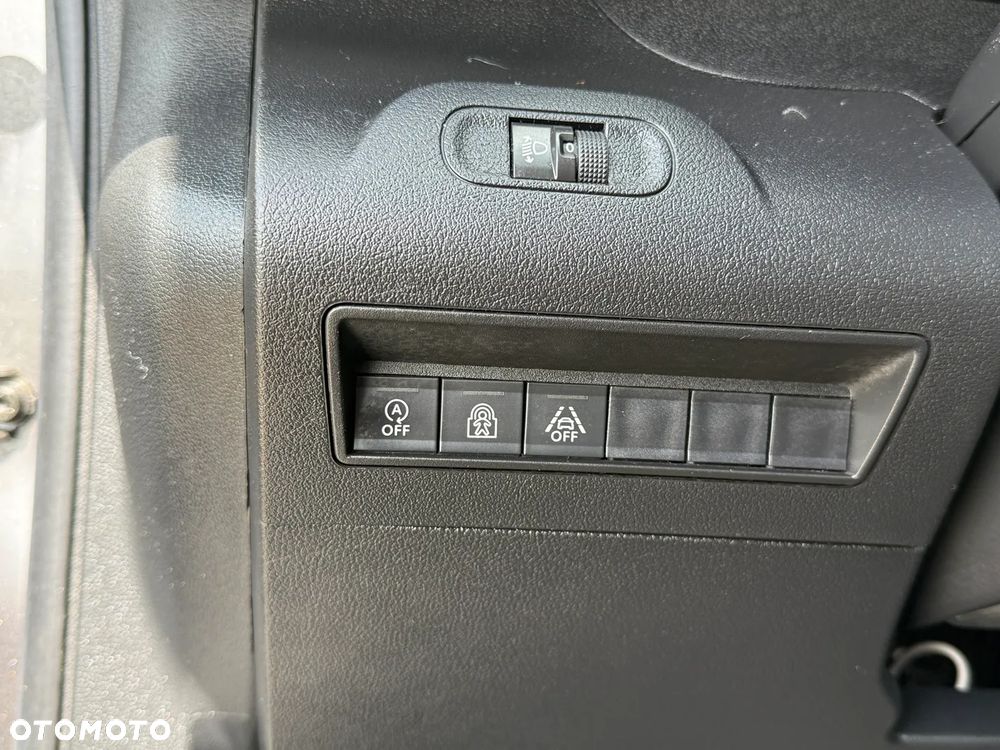 Peugeot Rifter BlueHDI 130 L1 EAT8 GT - 15
