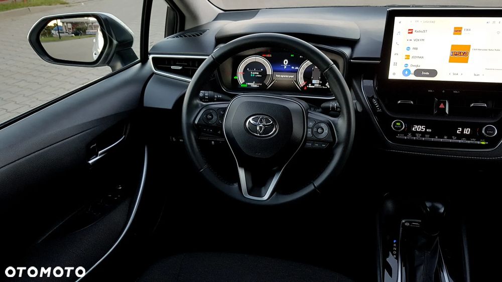 Toyota Corolla 1.8 Hybrid Comfort - 19