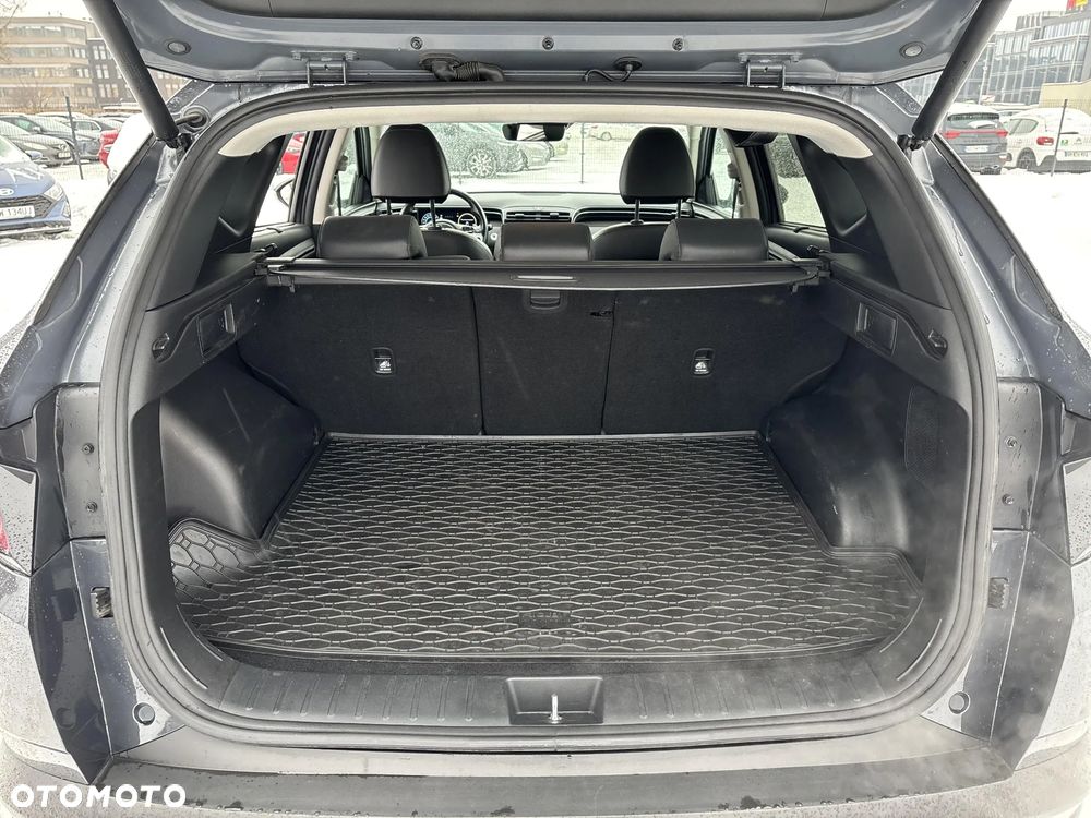 Hyundai Tucson 1.6 T-GDi HEV Platinum 2WD - 19