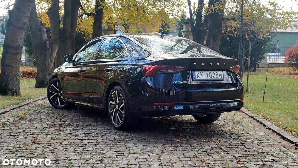 Skoda Octavia 2.0 TDI DSG Ambition - 21
