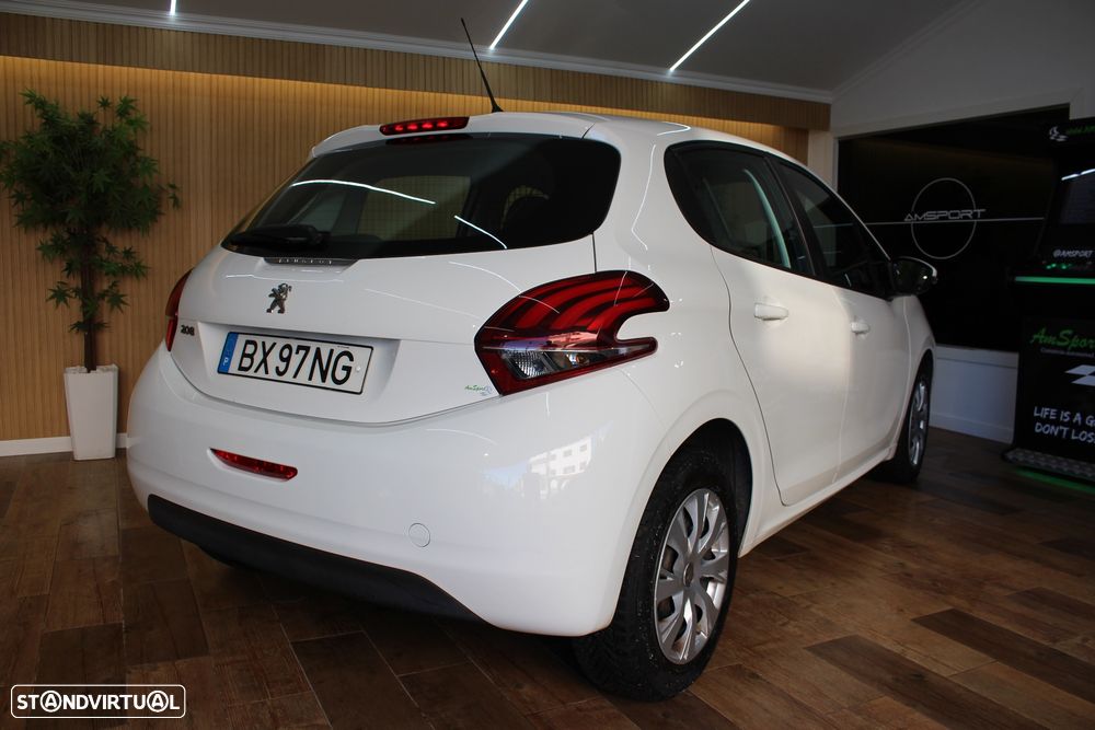 Peugeot 208 Hdi Pack Premium 100cv - 15