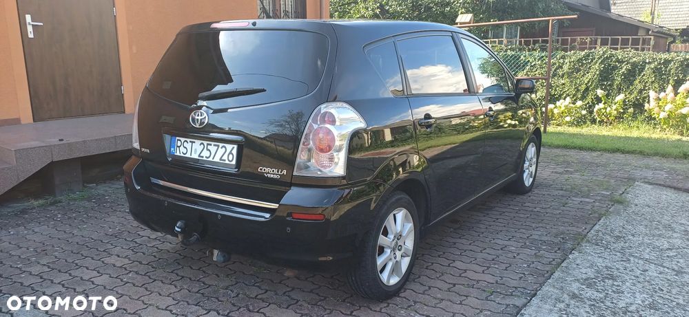 Toyota Corolla Verso - 2