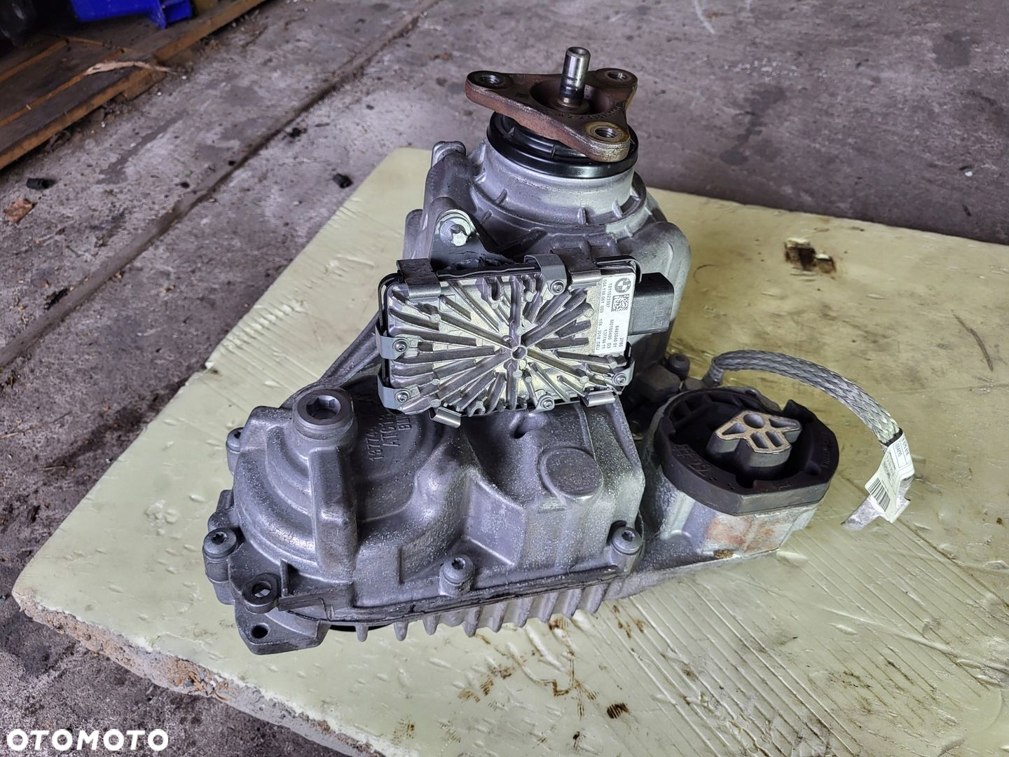 BMW X3 X4 G01 G02 REDUKTOR SKRZYNI X-DRIVE 8485036 - 3
