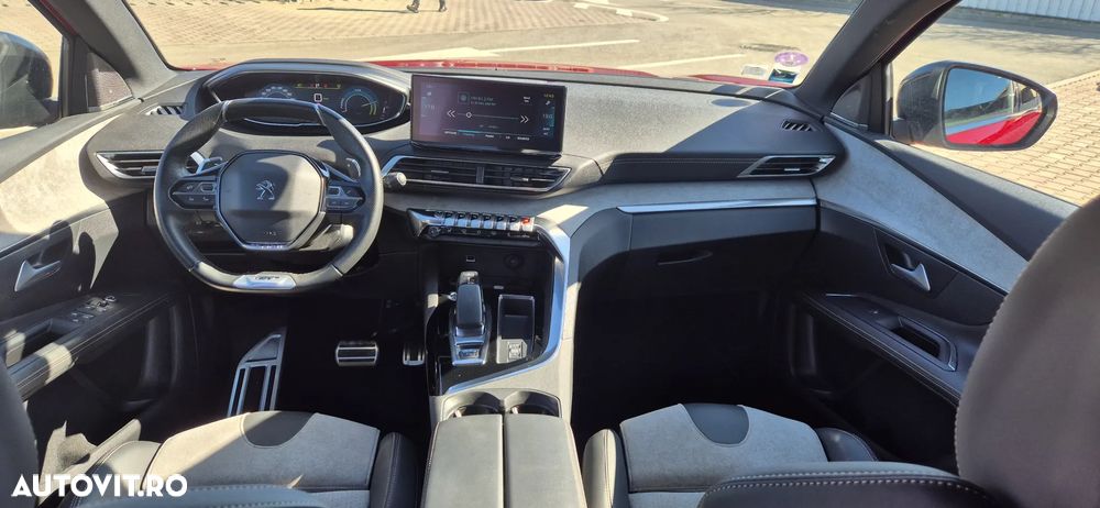 Peugeot 3008 225 e-EAT8 GT - 11