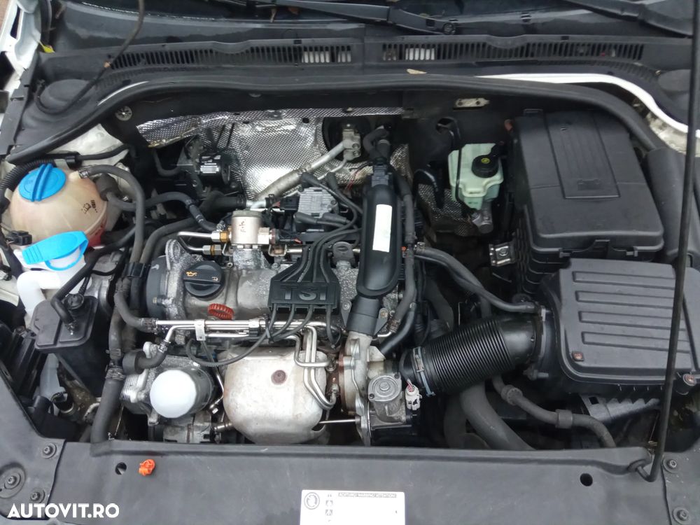 Volkswagen Jetta 1.2 TSI Trendline - 3