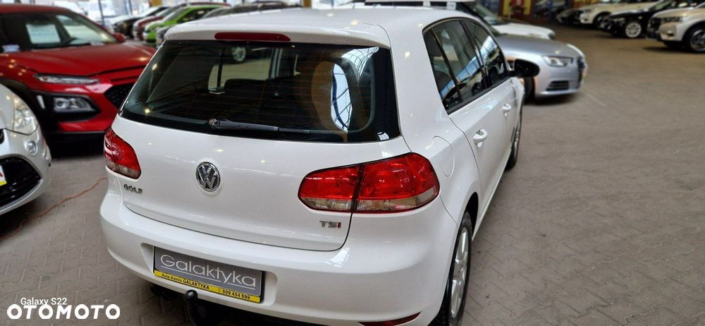 Volkswagen Golf - 8