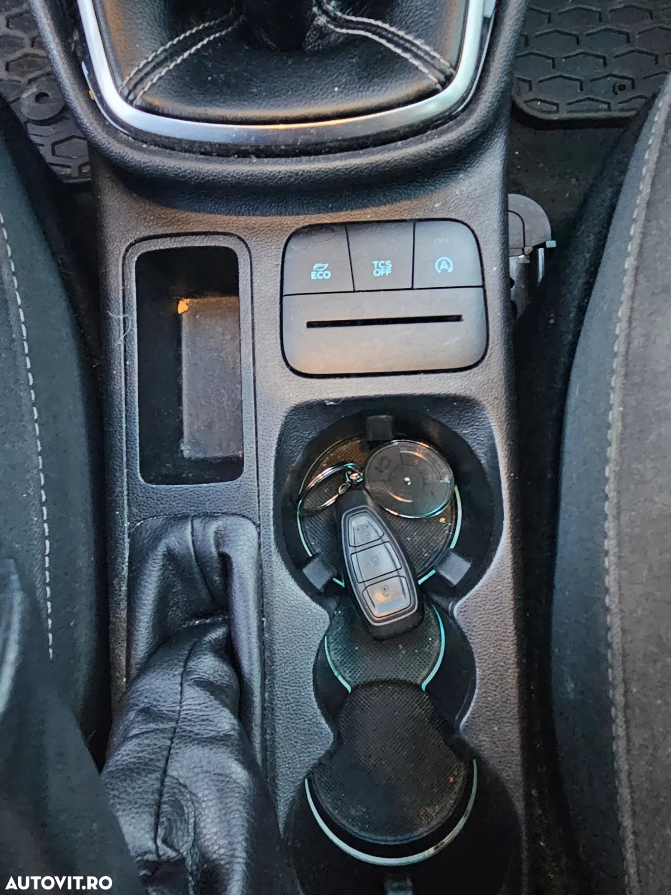 Ford Fiesta 1.0 EcoBoost Titanium - 32