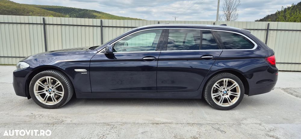 BMW Seria 5 525d xDrive AT - 18