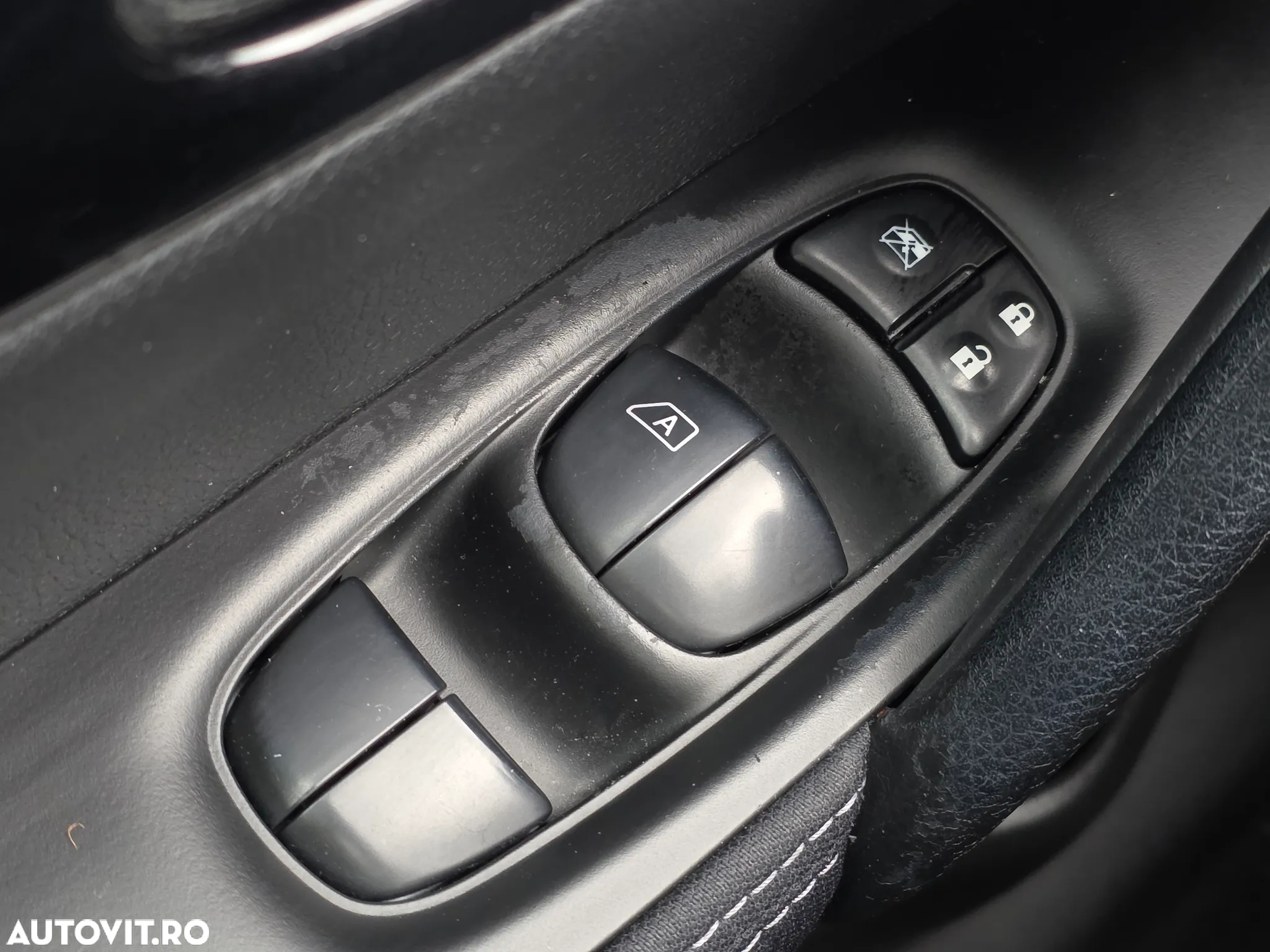 Nissan Qashqai 1.6 DCI TEKNA - 26