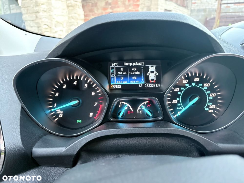 Ford Escape 2.0 EcoBoost AWD Titanium - 16