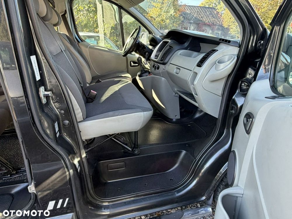 Opel Vivaro - 14
