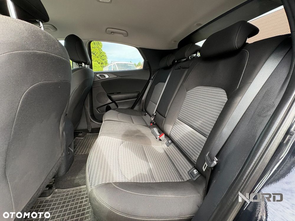 Kia XCeed 1.5 T-GDI M DCT - 24