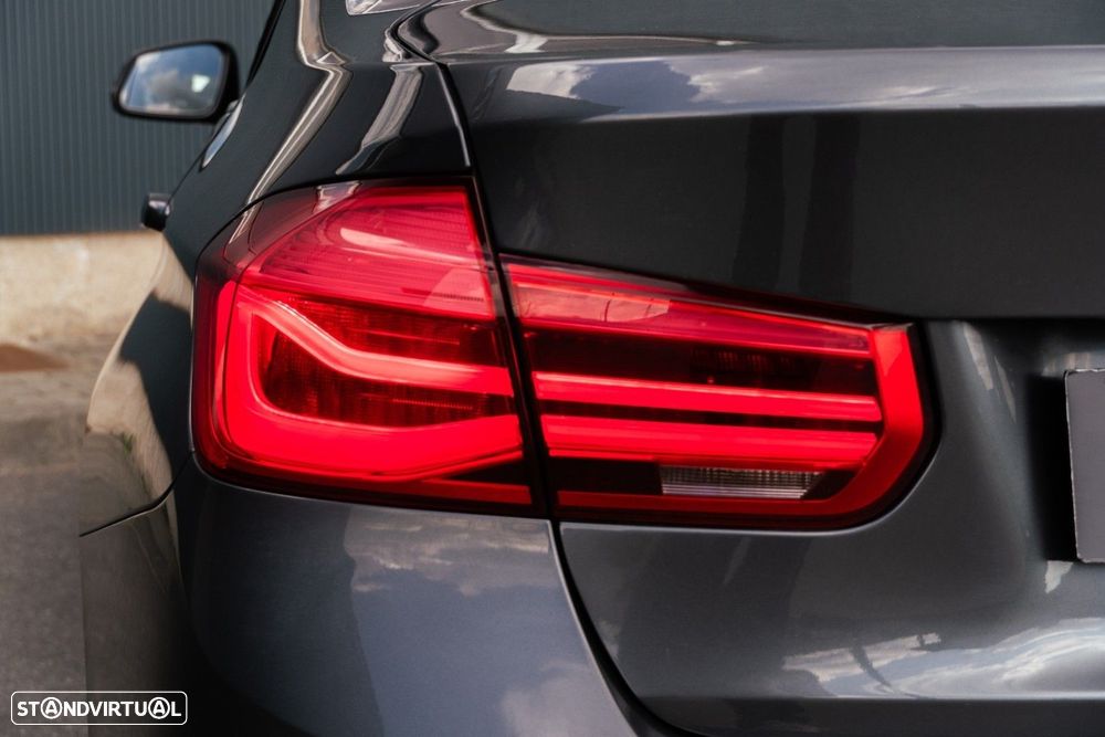 BMW 318 d Line Sport Auto - 54