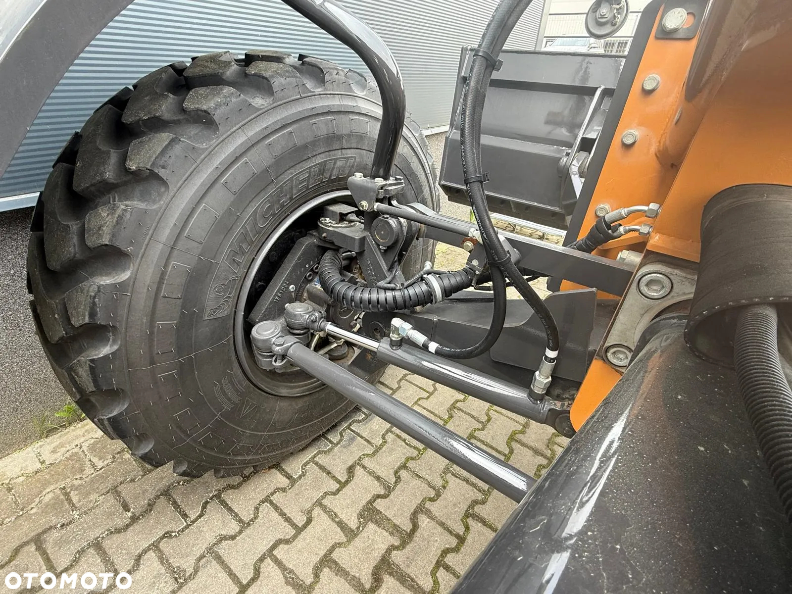 Case 856C - 15