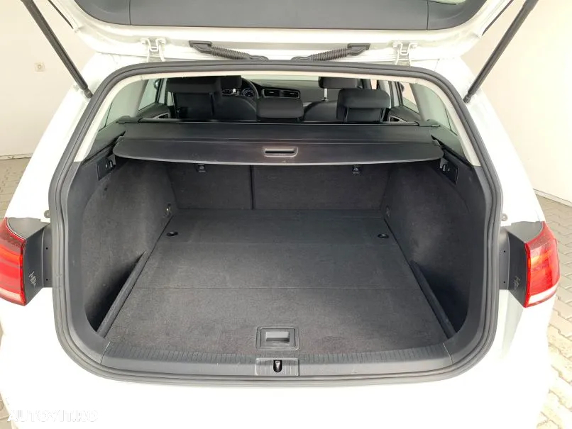 Volkswagen Golf 1.0 TSI Trendline - 5