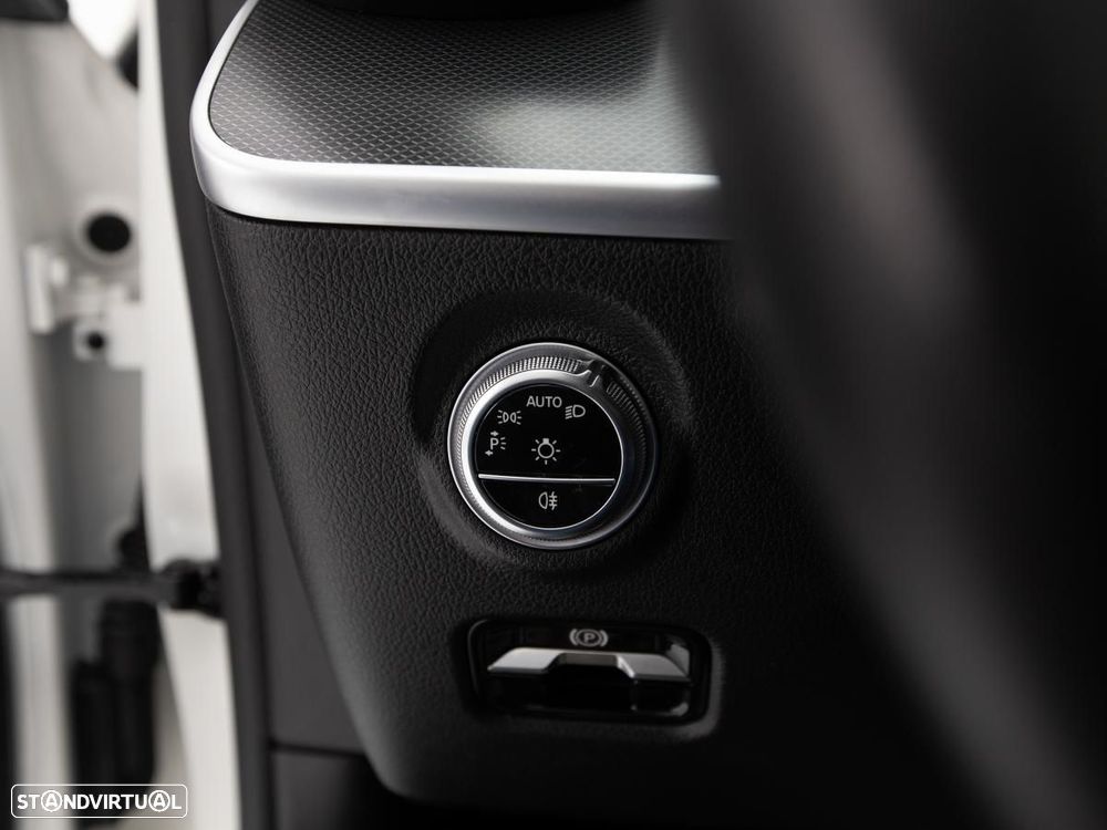 Mercedes-Benz C 300 de T 9G-TRONIC Avantgarde - 19