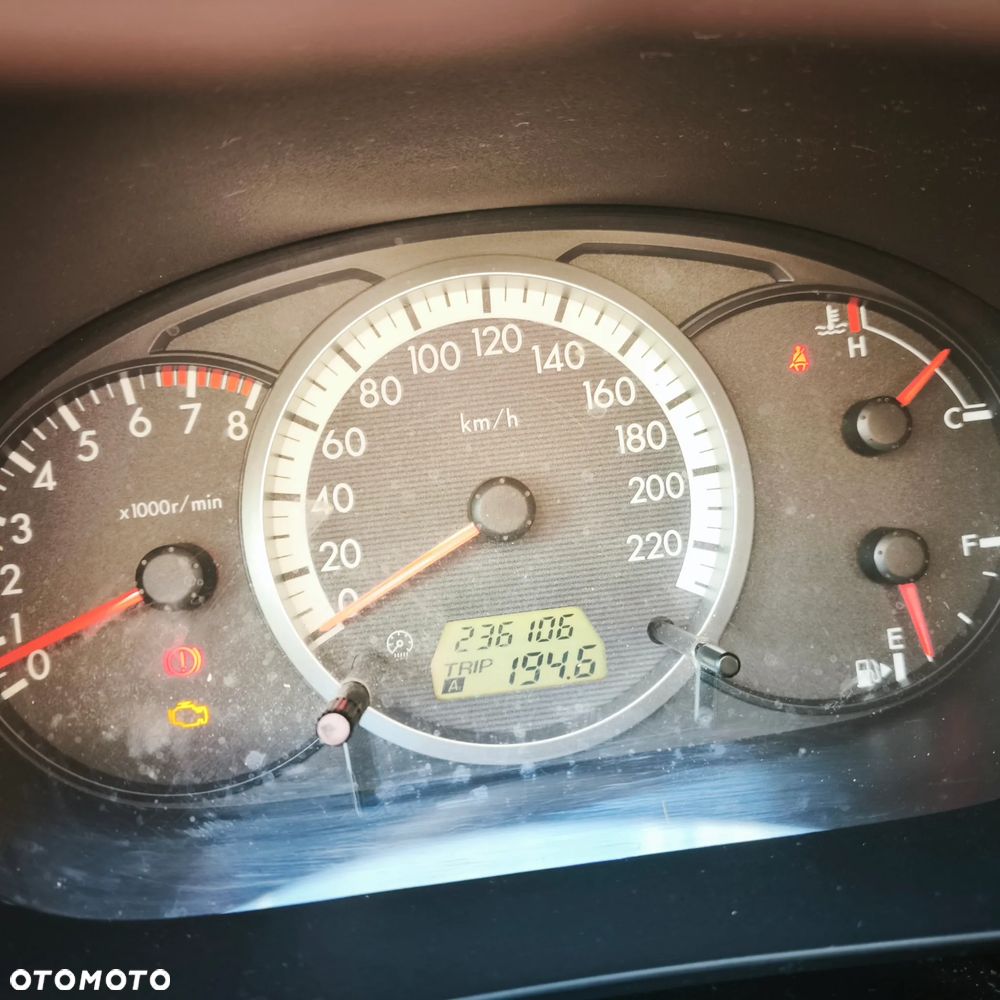 Mazda 5 - 19