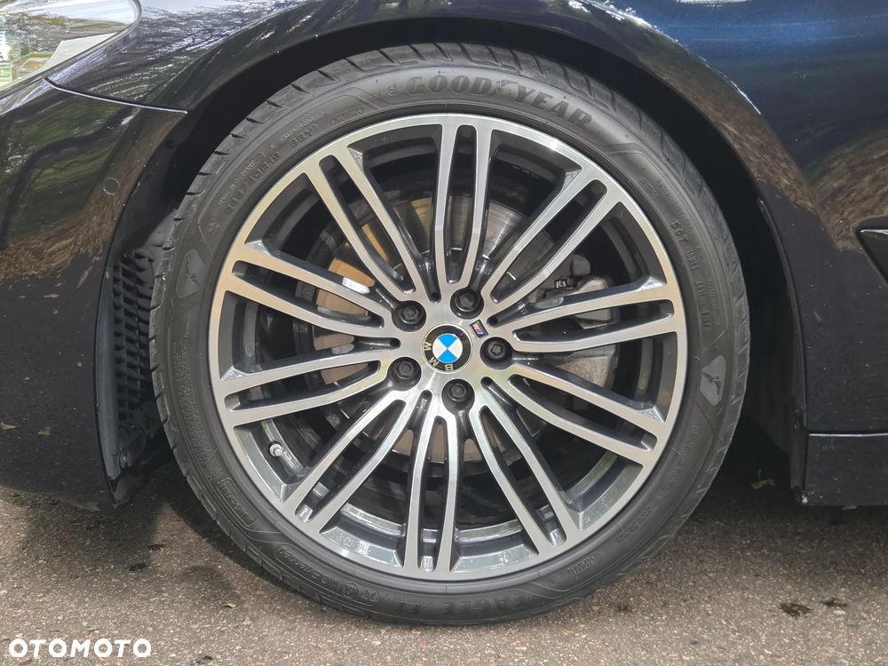 BMW Seria 5 520d M Sport sport - 15