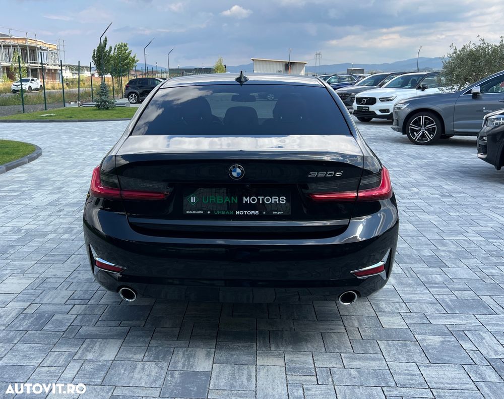 BMW Seria 3 320d Aut. Luxury Line - 13
