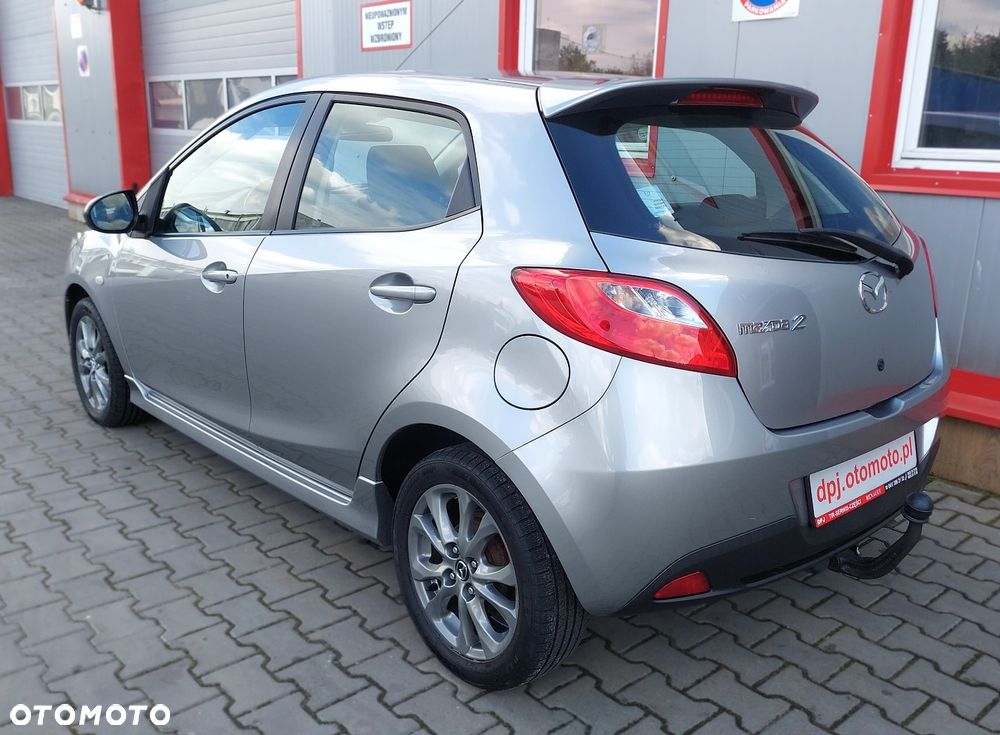 Mazda 2 - 4