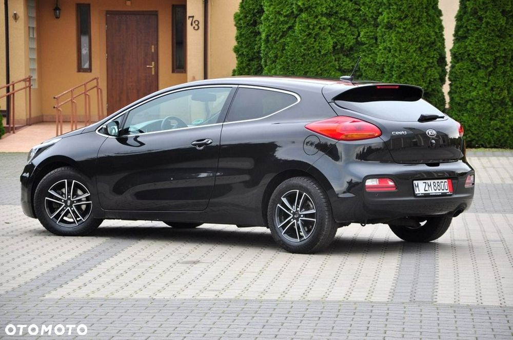 Kia ProCeed - 21