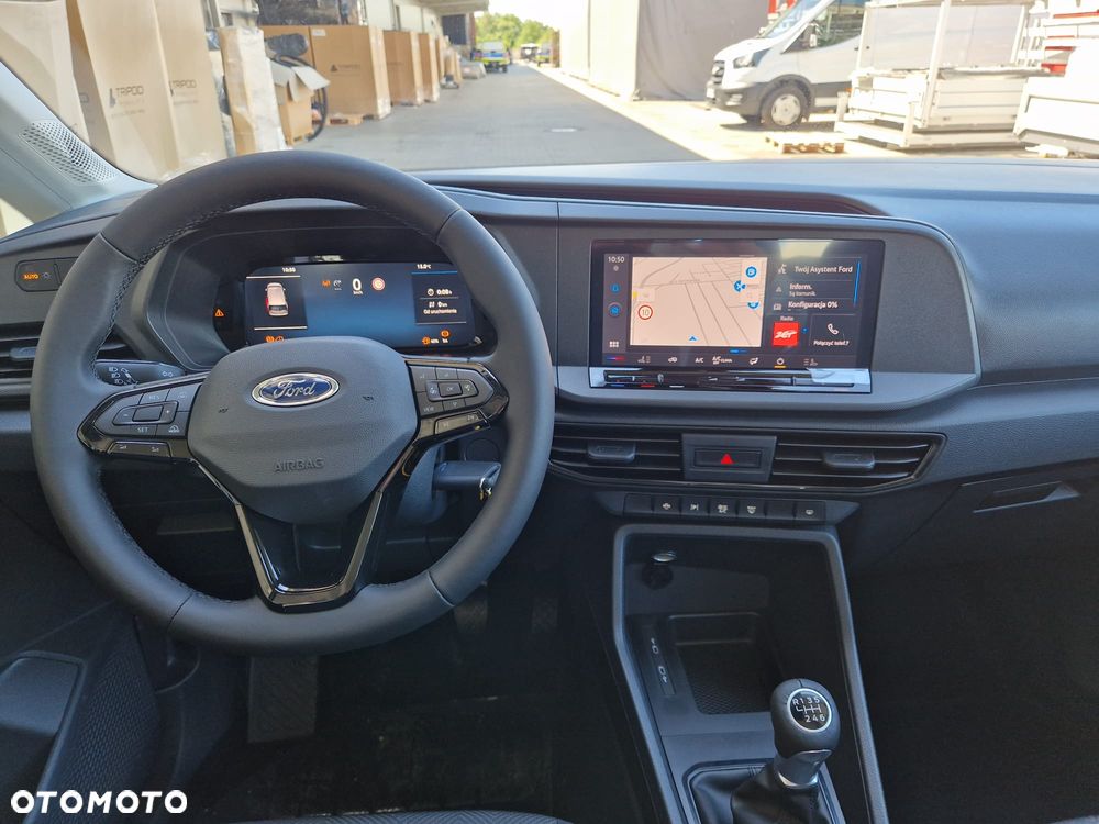 Ford Tourneo Connect 1.5 EcoBoost Titanium - 10