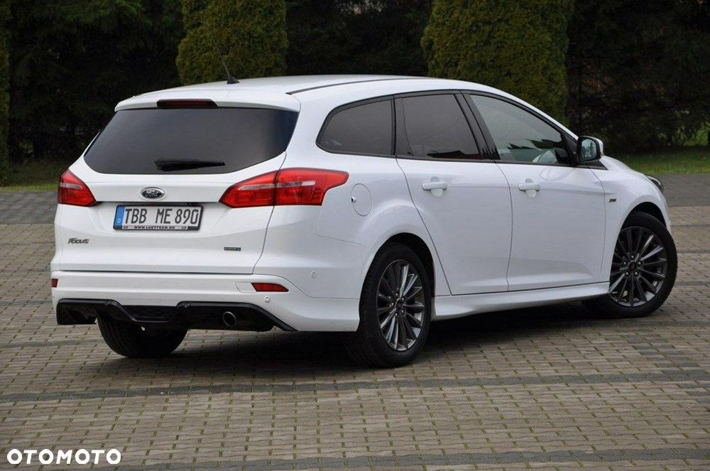 Ford Focus 1.5 EcoBoost STart-Stopp-System ST-LINE - 16