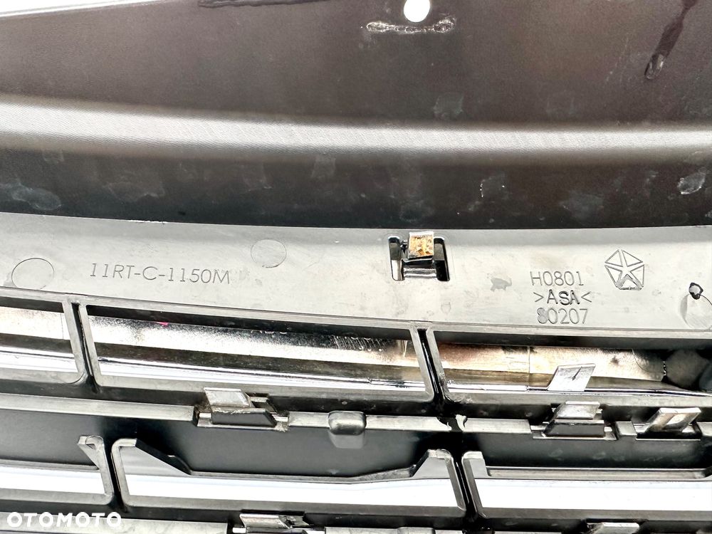 LANCIA VOYAGER 2011 - 2017 ATRAPA GRILL CHROM LOGO ZDERZAK ORYGINAŁ OE - 10