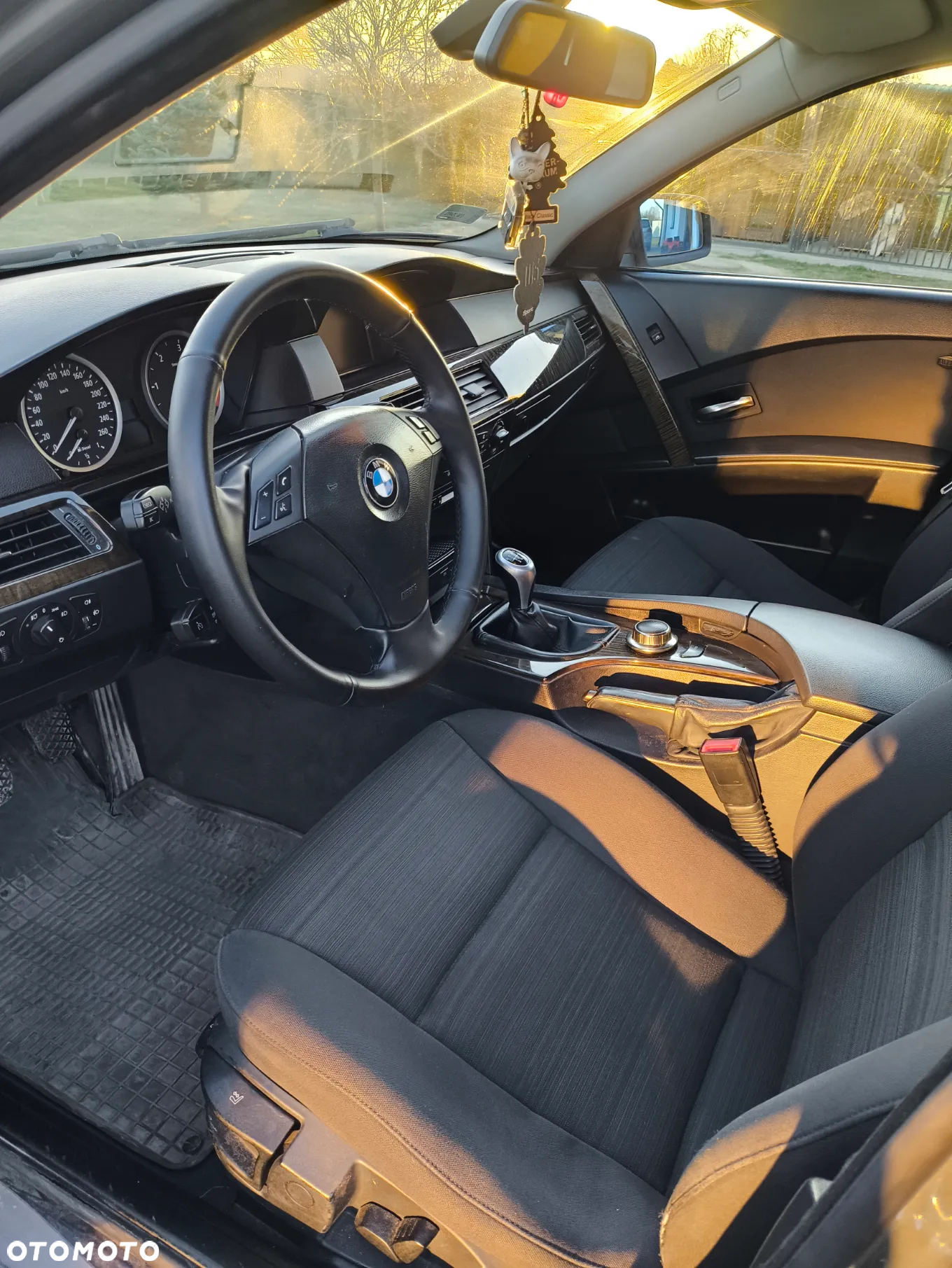 BMW Seria 5 - 11