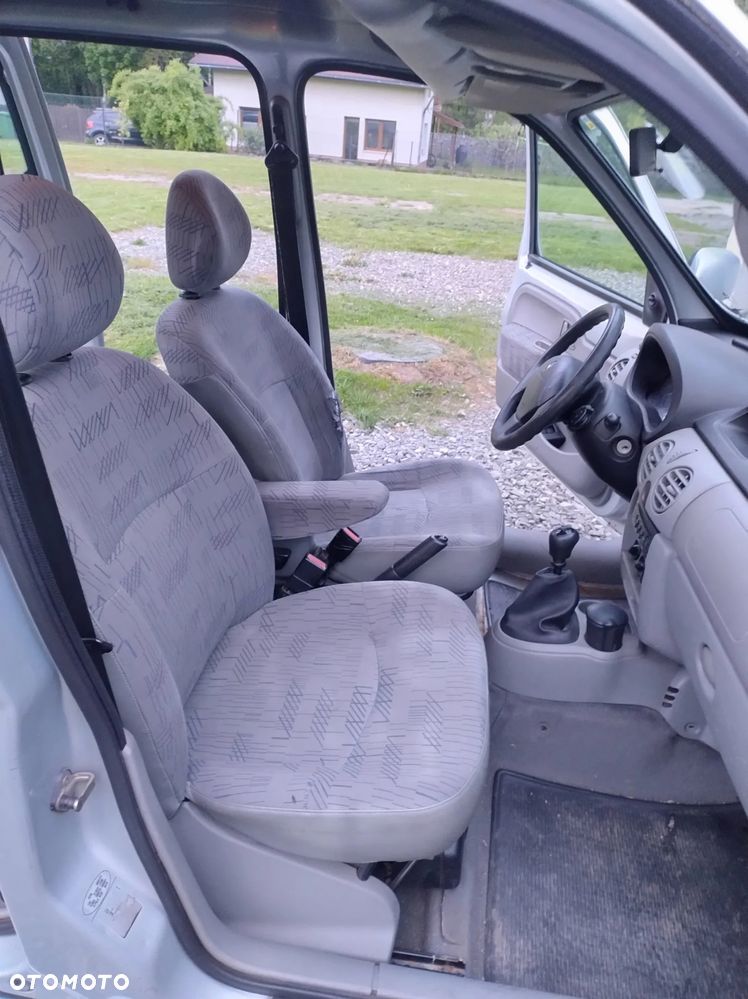 Renault Kangoo - 11