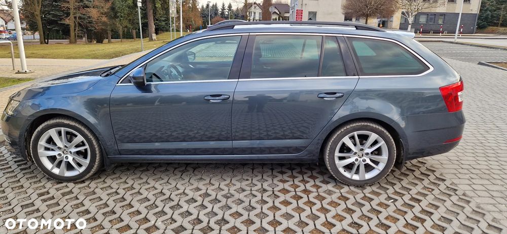 Skoda Octavia 2.0 TDI Style DSG - 3