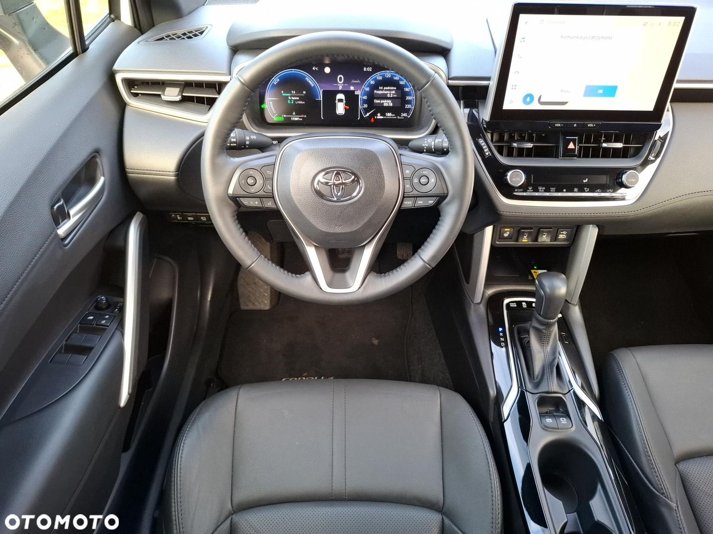 Toyota Corolla Cross - 10