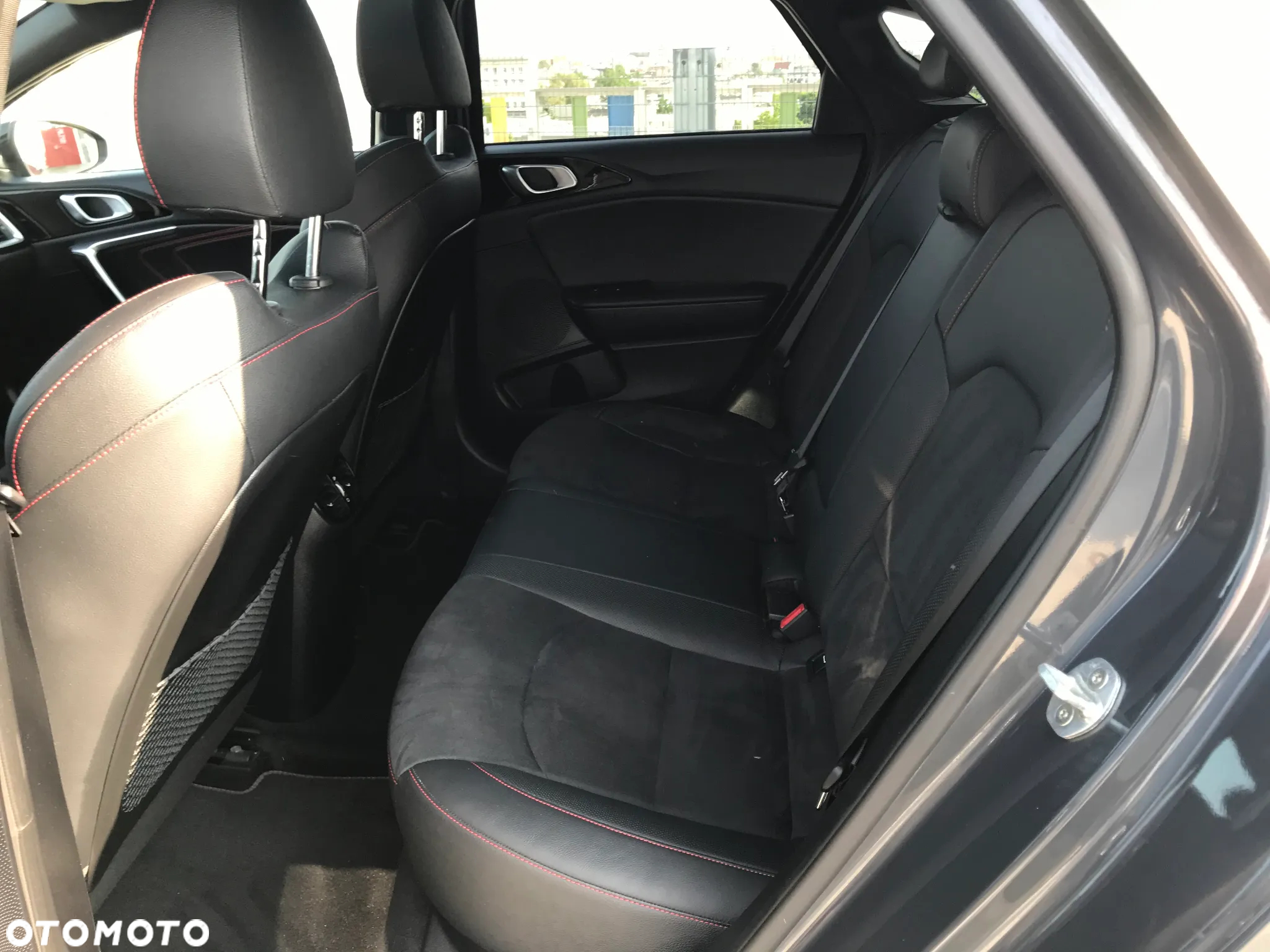 Kia ProCeed 1.6 T-GDI DCT7 OPF GT - 24