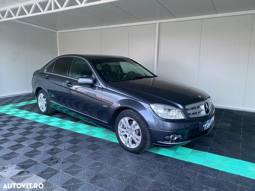 Mercedes-Benz C - 10