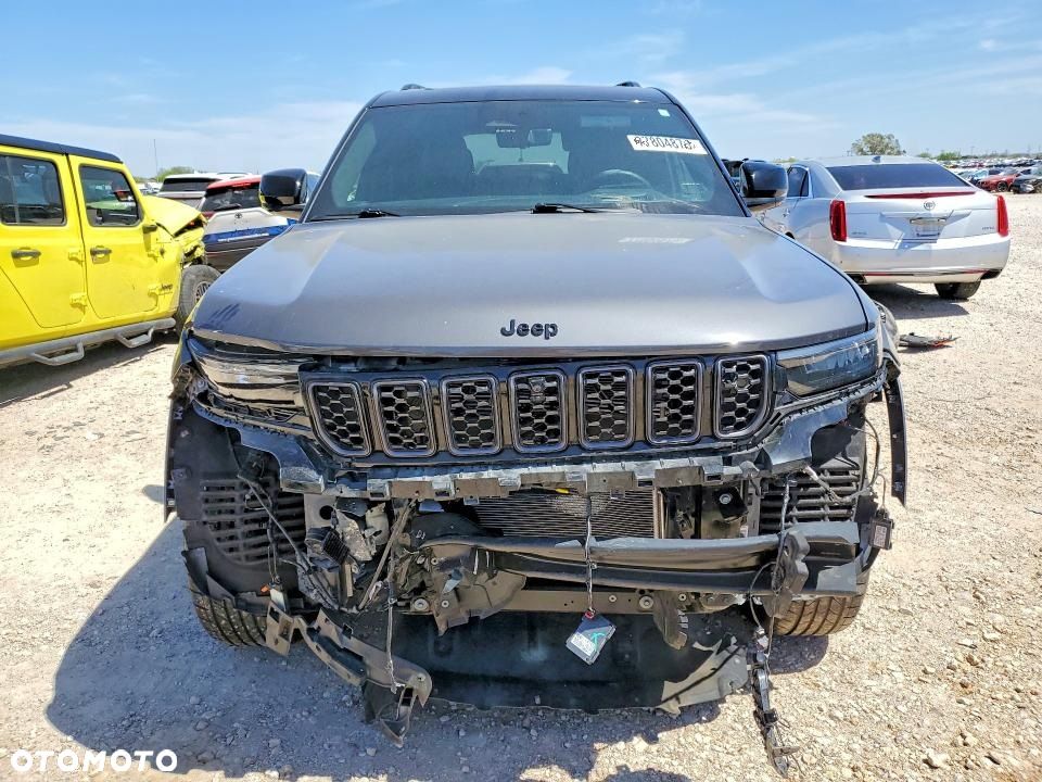 Jeep Grand Cherokee 3.6 V6 Summit - 36