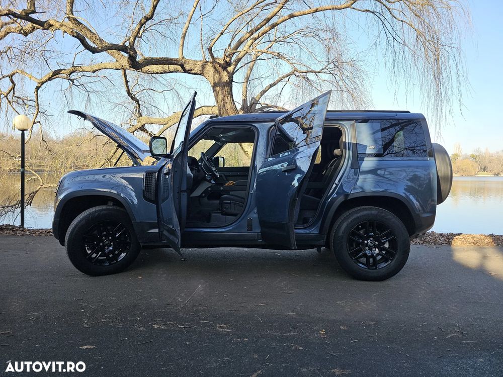 Land Rover Defender - 11