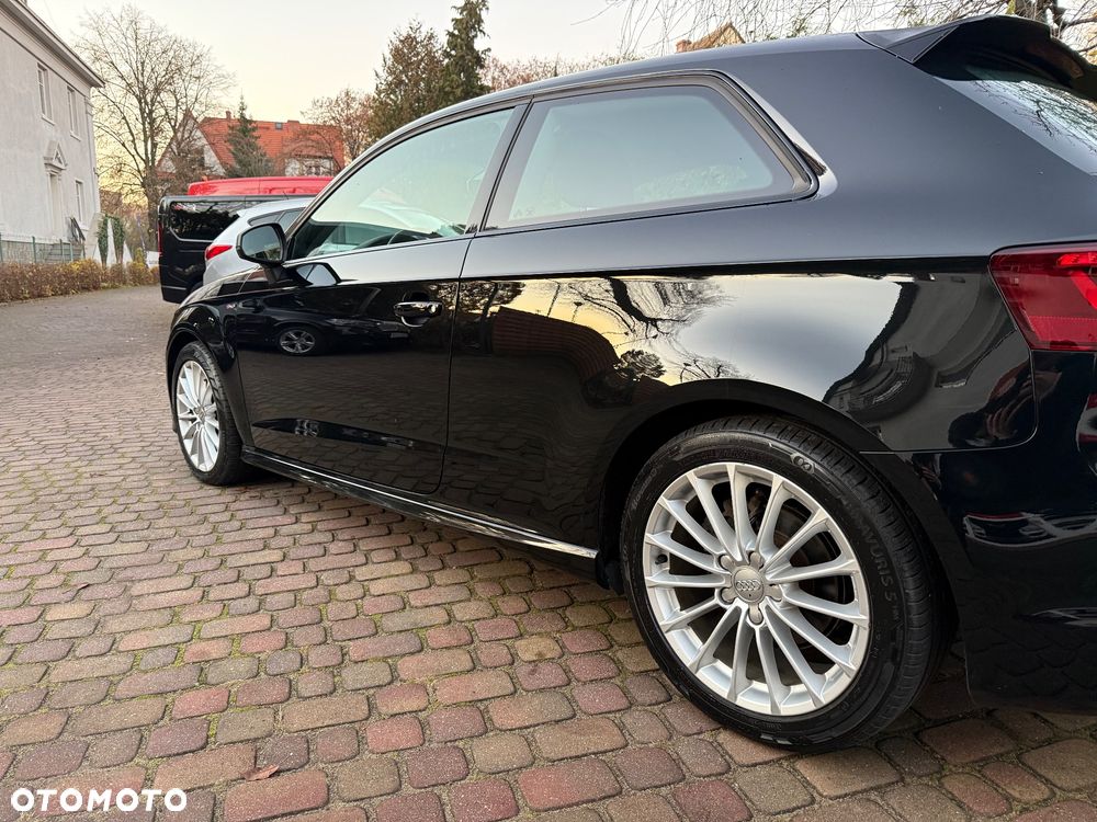 Audi A3 3-drzwiowe 1.6 TDI ultra Attraction - 16