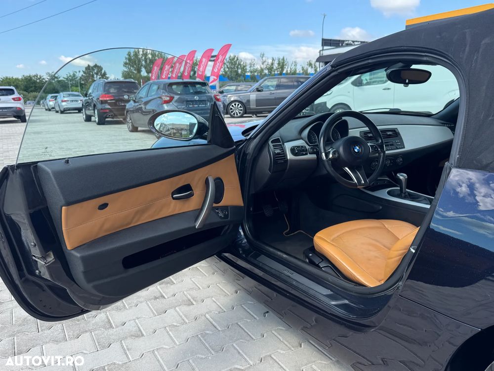 BMW Z4 2.0i - 10