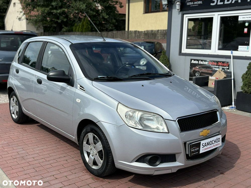 Chevrolet Aveo - 4