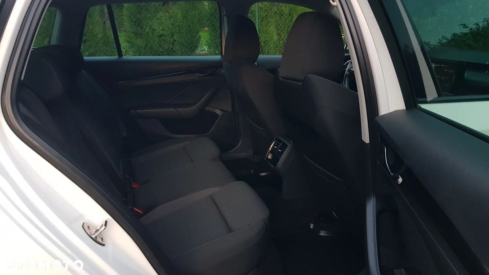 Skoda Octavia 2.0 TDI Edition Plus - 33