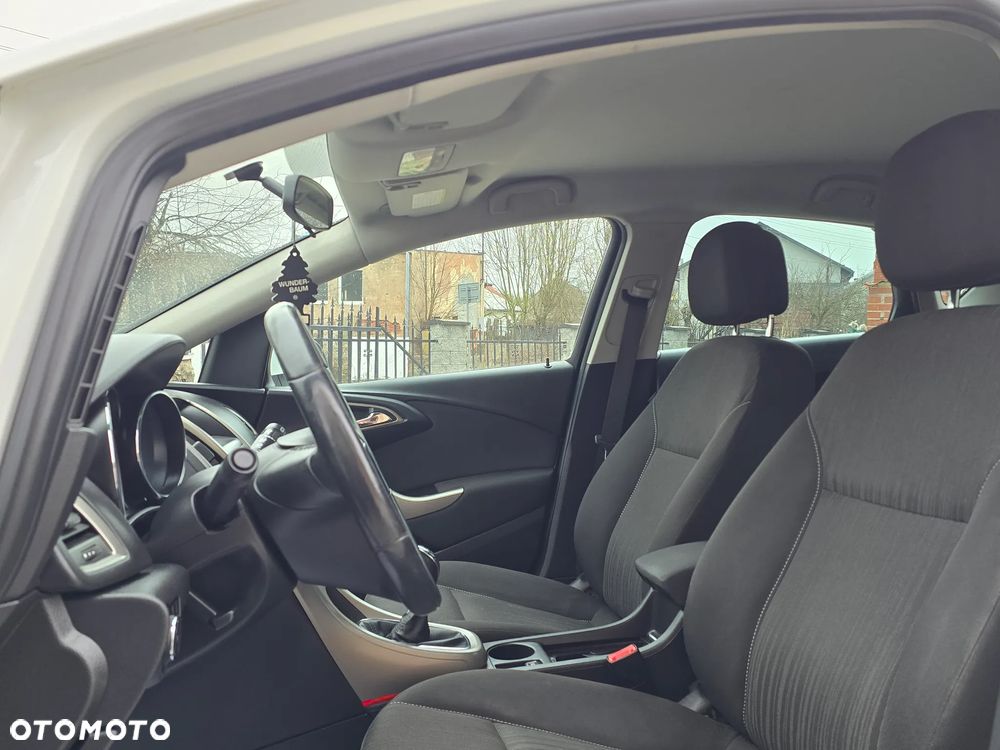 Opel Astra 1.4 Turbo - 23