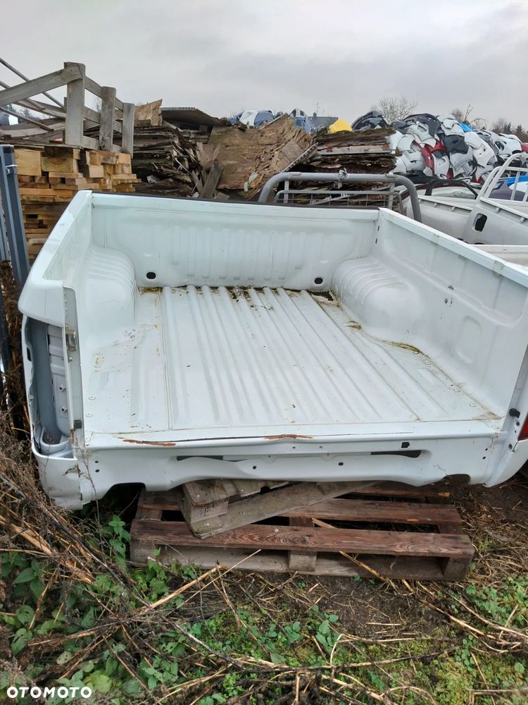 MAZDA BT50 2022- PAKA BAGAŻNIK SKRZYNIA  TYŁ - 4