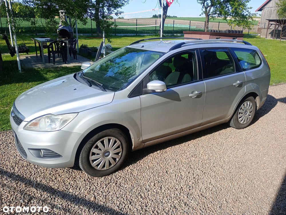 Ford Focus 1.6 Ambiente - 1