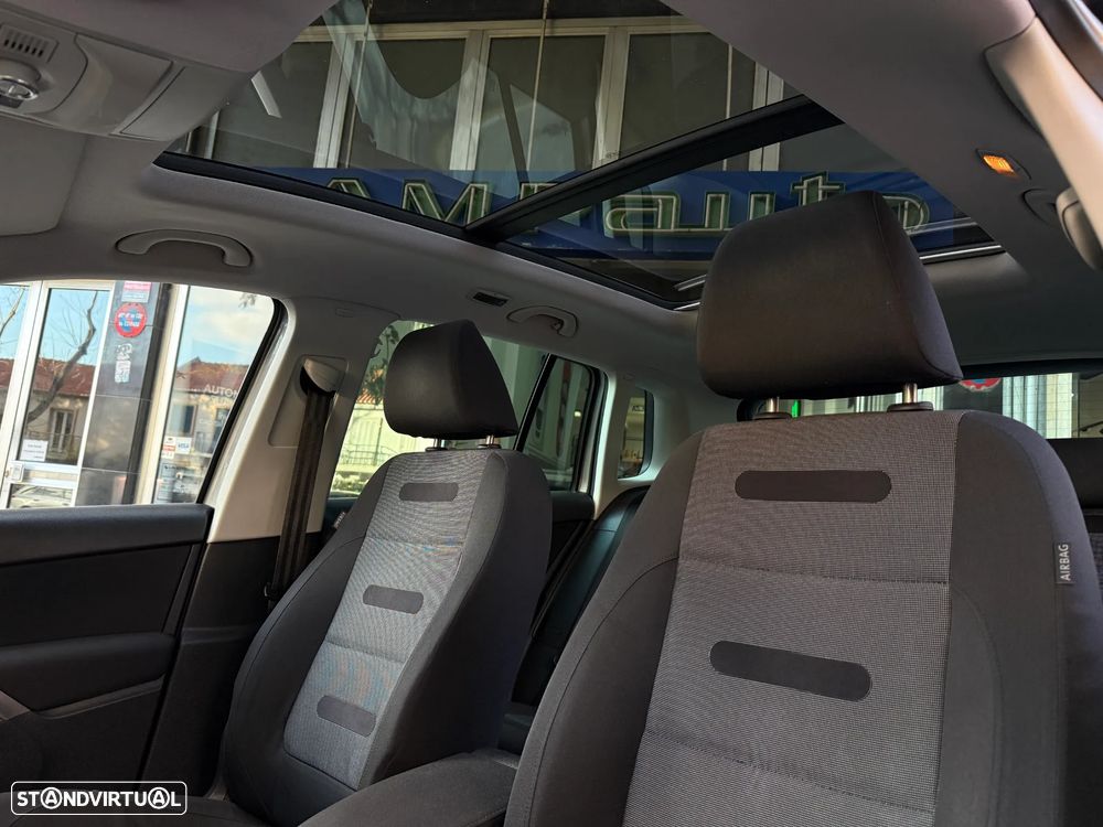 VW Tiguan 2.0 TDI Sport 4Motion - 14