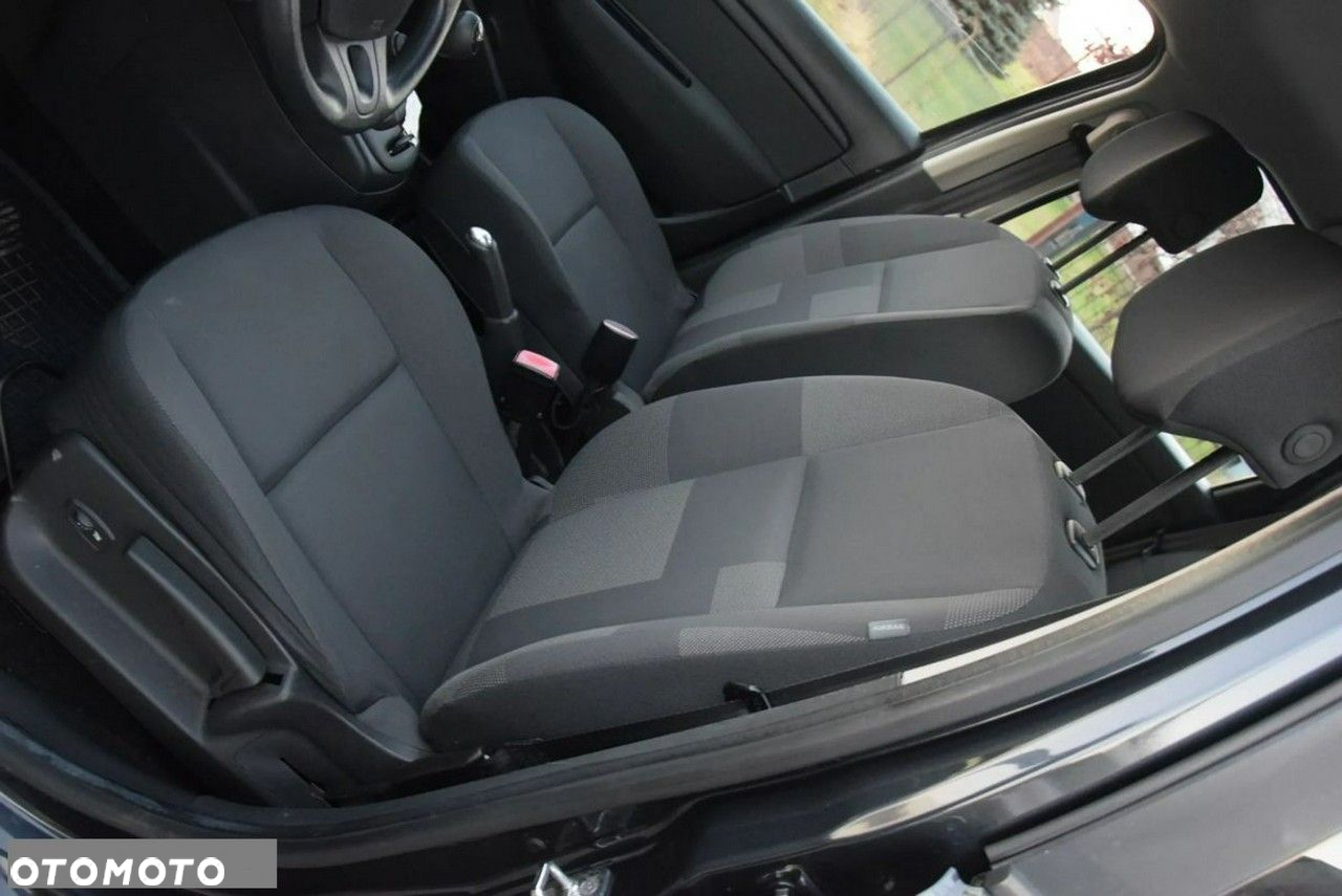 Renault Scenic 1.6 16V 110 TomTom Edition - 26